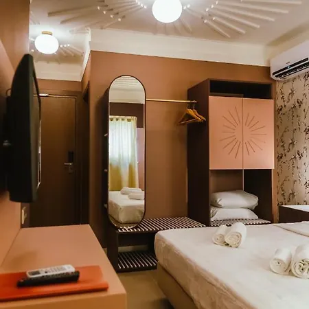 Happy House Comfort Affittacamere 3*