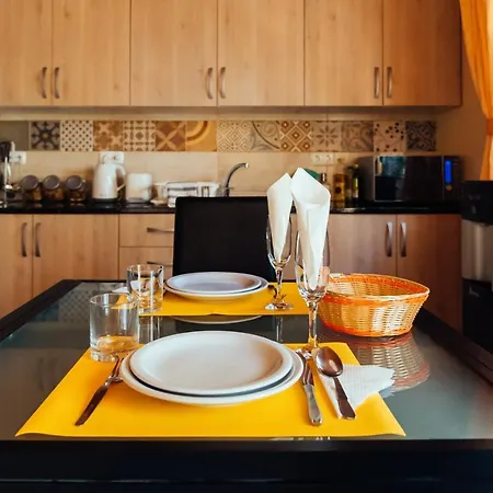 Happy House Comfort بيت ضيافة