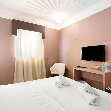 Happy House Comfort 3* Faro