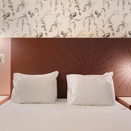 Happy House Comfort 3*