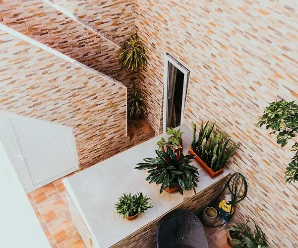 Guest house Happy House Comfort Faro