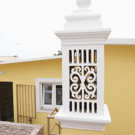 Happy House Comfort 4*