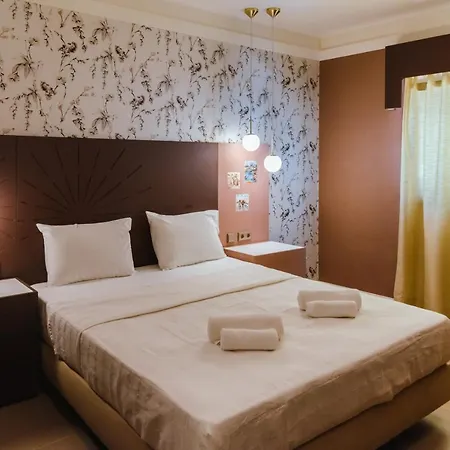 Happy House Comfort 3*