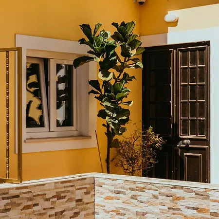 Guest house Happy House Comfort 3*