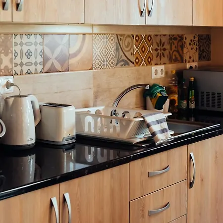 Guest house Happy House Comfort 3*